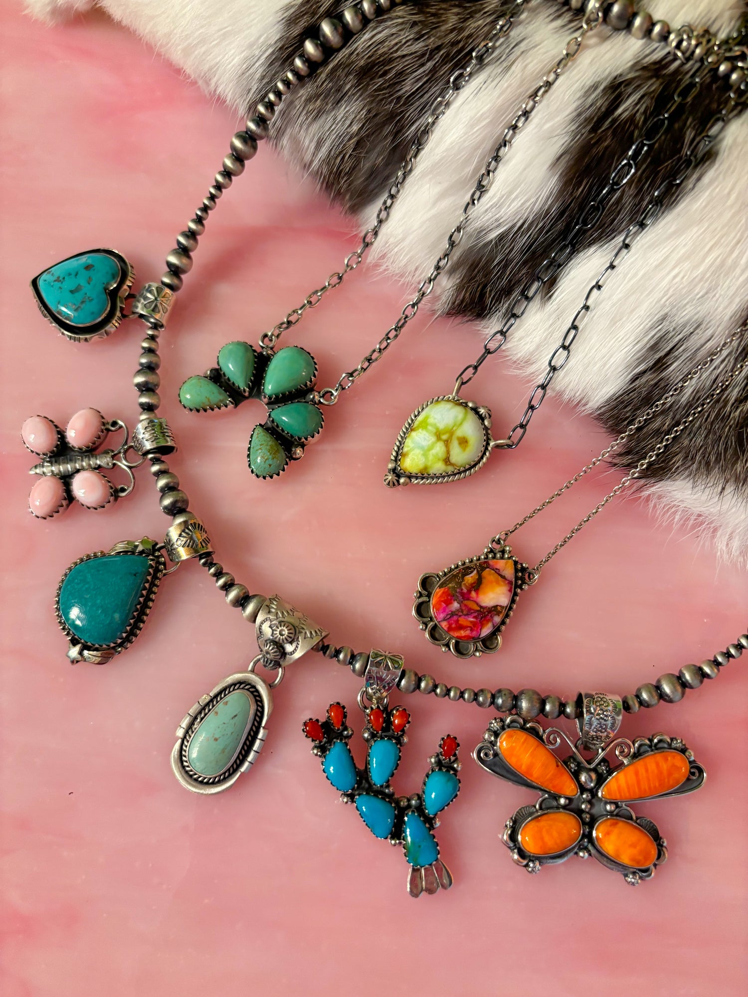 SRT Necklaces & Pendants